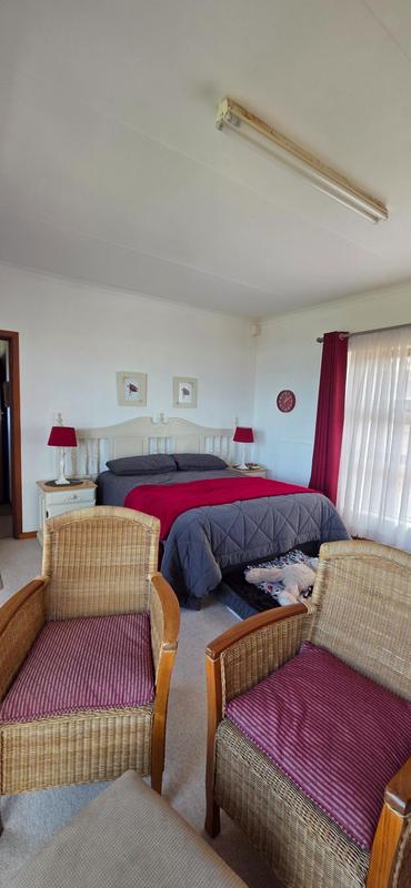 5 Bedroom Property for Sale in Glentana Western Cape
